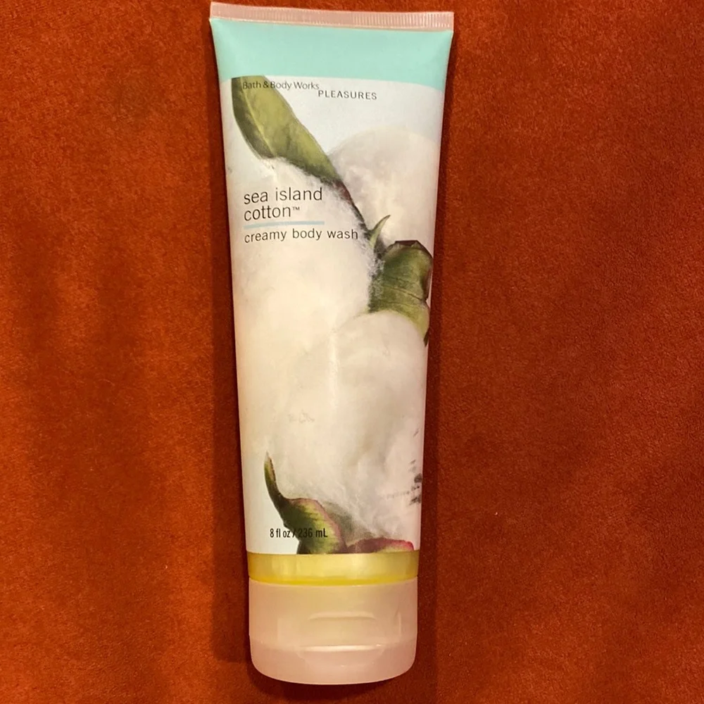 Bath & Body Works Sea Island Cotton Creamy Body Wash - White and Green - Picture 1 of 6